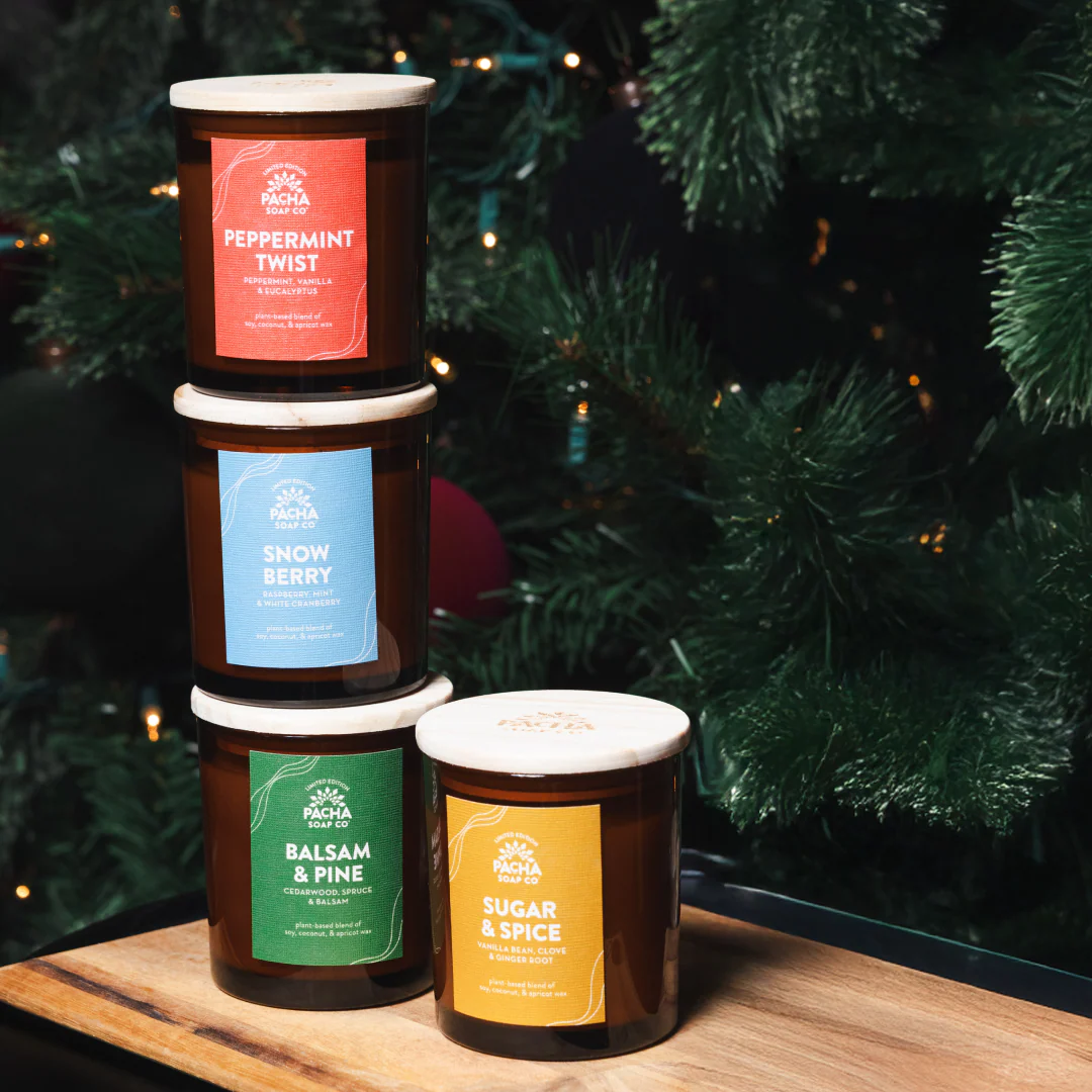 Snowberry Signature Glass Holiday Candle, 7 oz - Image 3