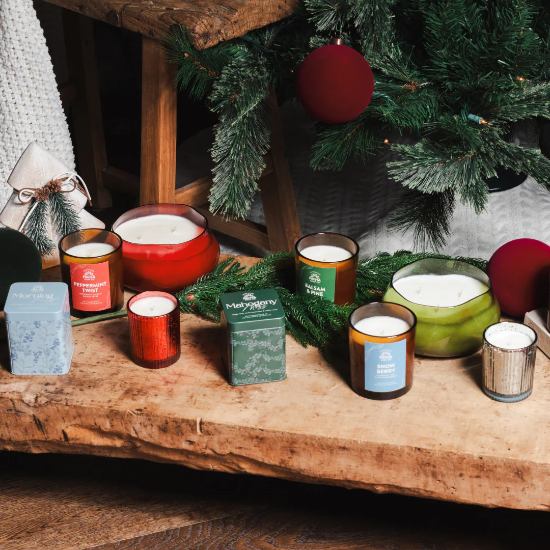 Snowberry Signature Glass Holiday Candle, 7 oz - Image 5