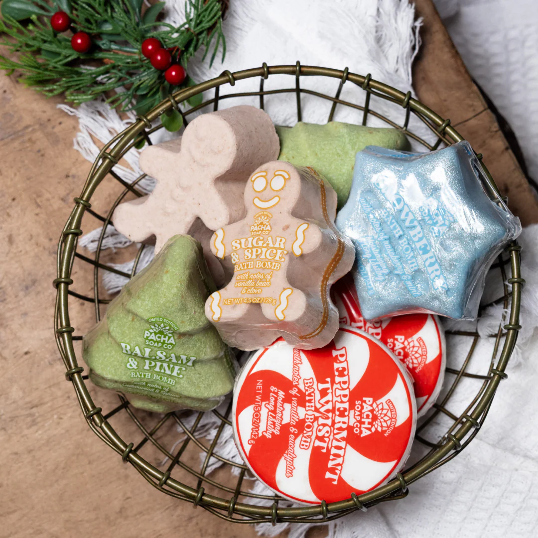 Peppermint Twist Bath Bomb - Image 4