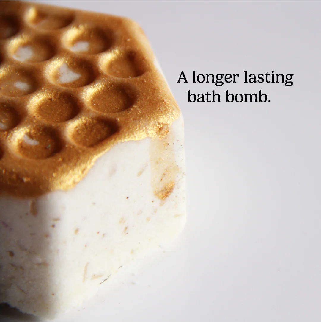 Sweet Honey Almond Bath Bomb - Image 3
