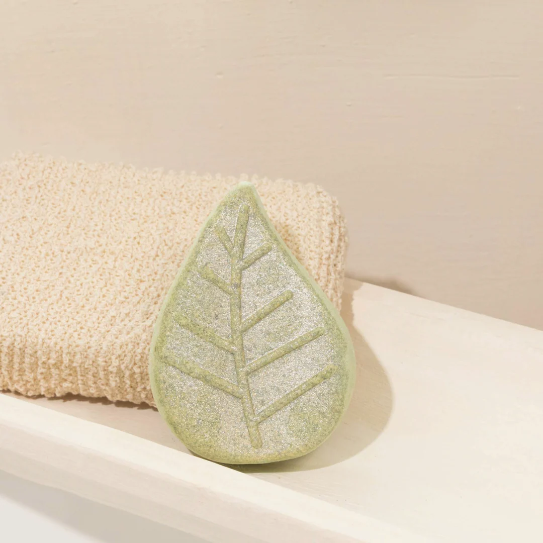 Vanilla & Sage Bath Bomb - Image 4